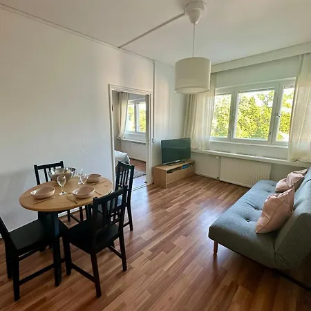 דירה Stylish 2 Bed With Park View