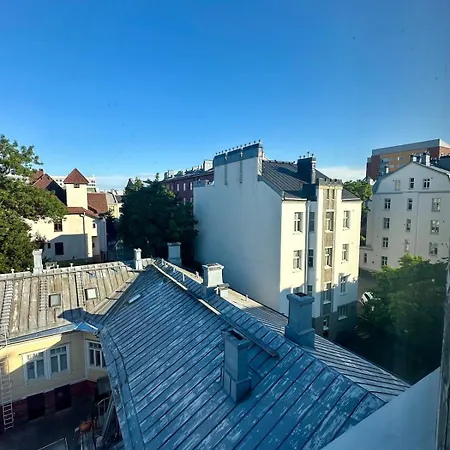 아파트 Stylish 2 Bed With Park View *