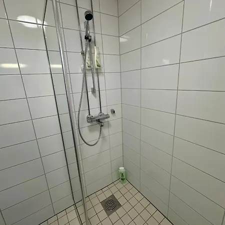 Stylish 2 Bed With Park View Apartman *