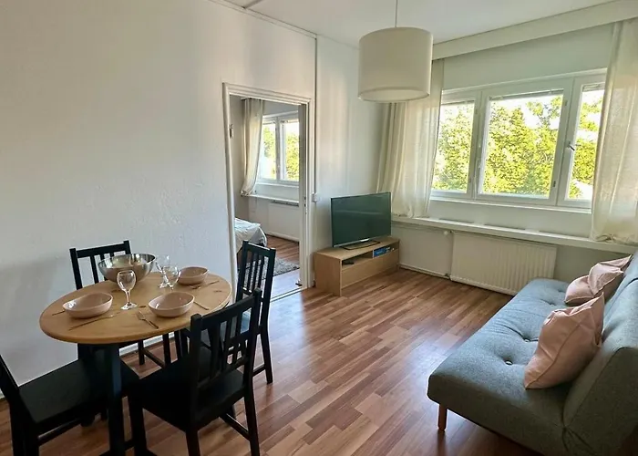 아파트 Stylish 2 Bed With Park View